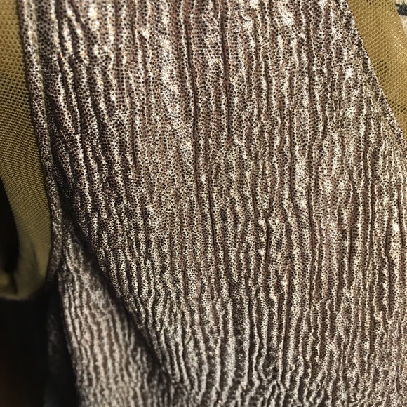 Lane Bryant Gold Crinkle Shell with NWT necklace - Picture 3 of 8